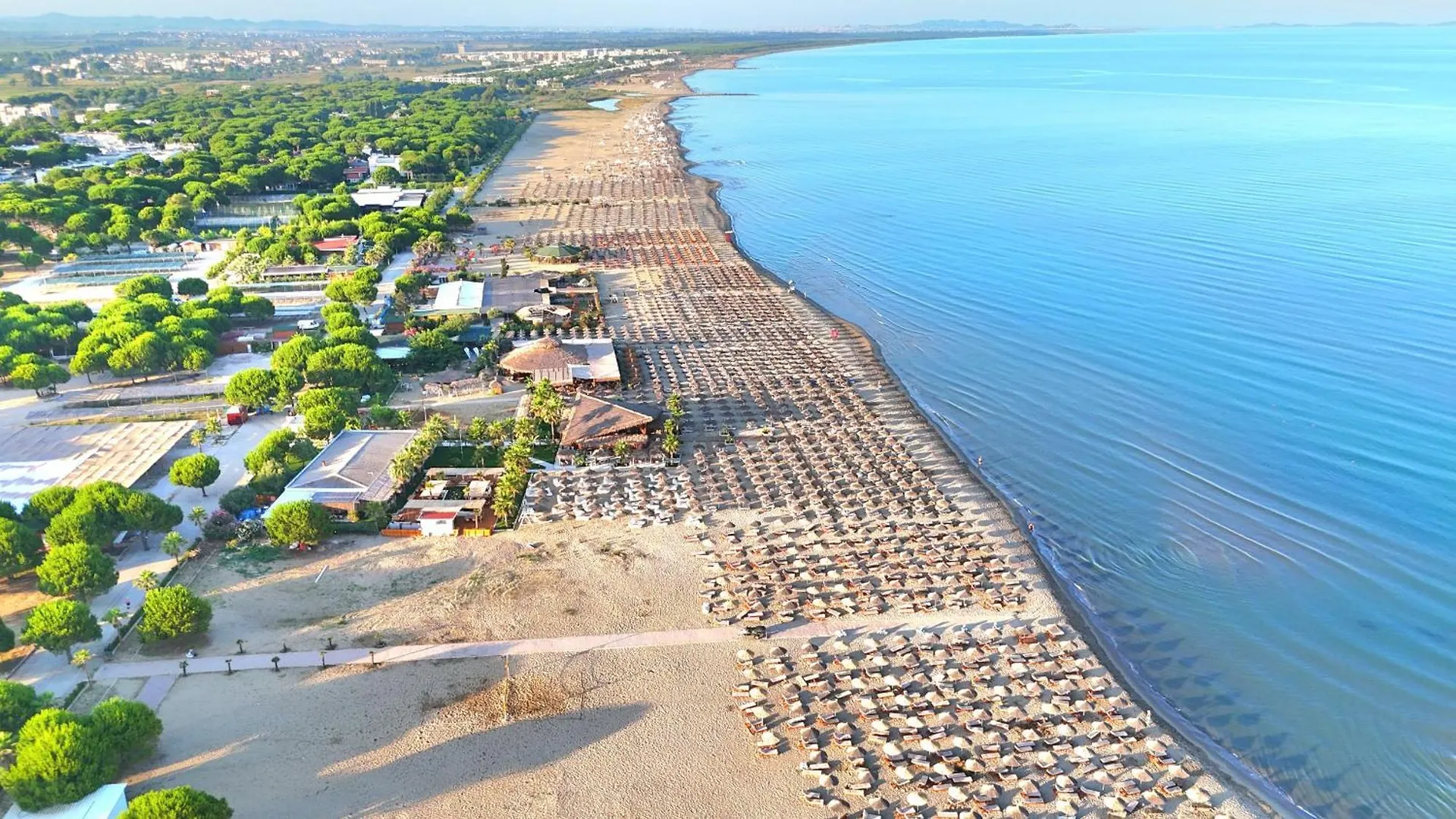 Sunny Beach Apartments - 126 Durrës 0*,  Albânia