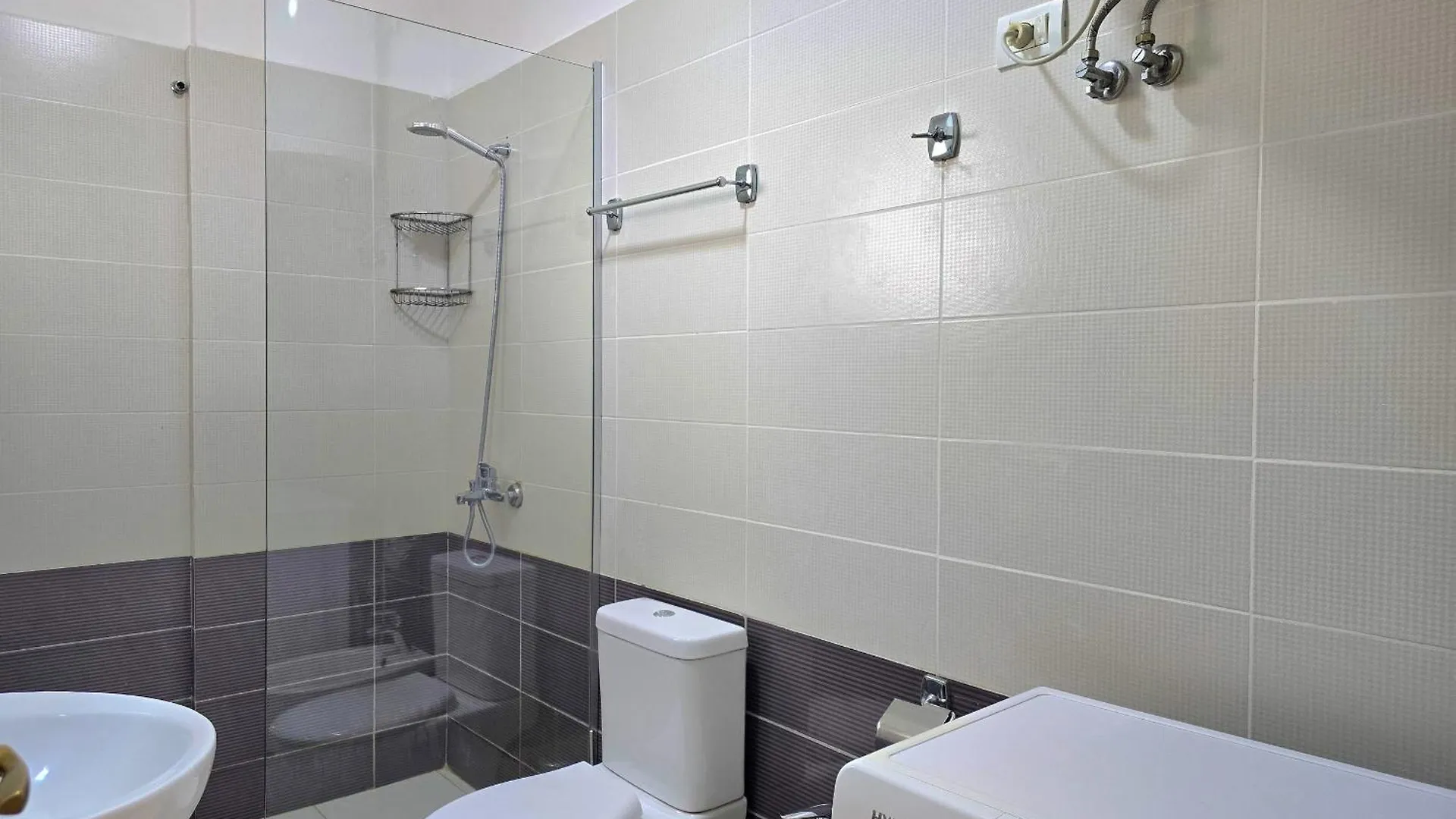 Sunny Beach Apartments - 126 Durrës